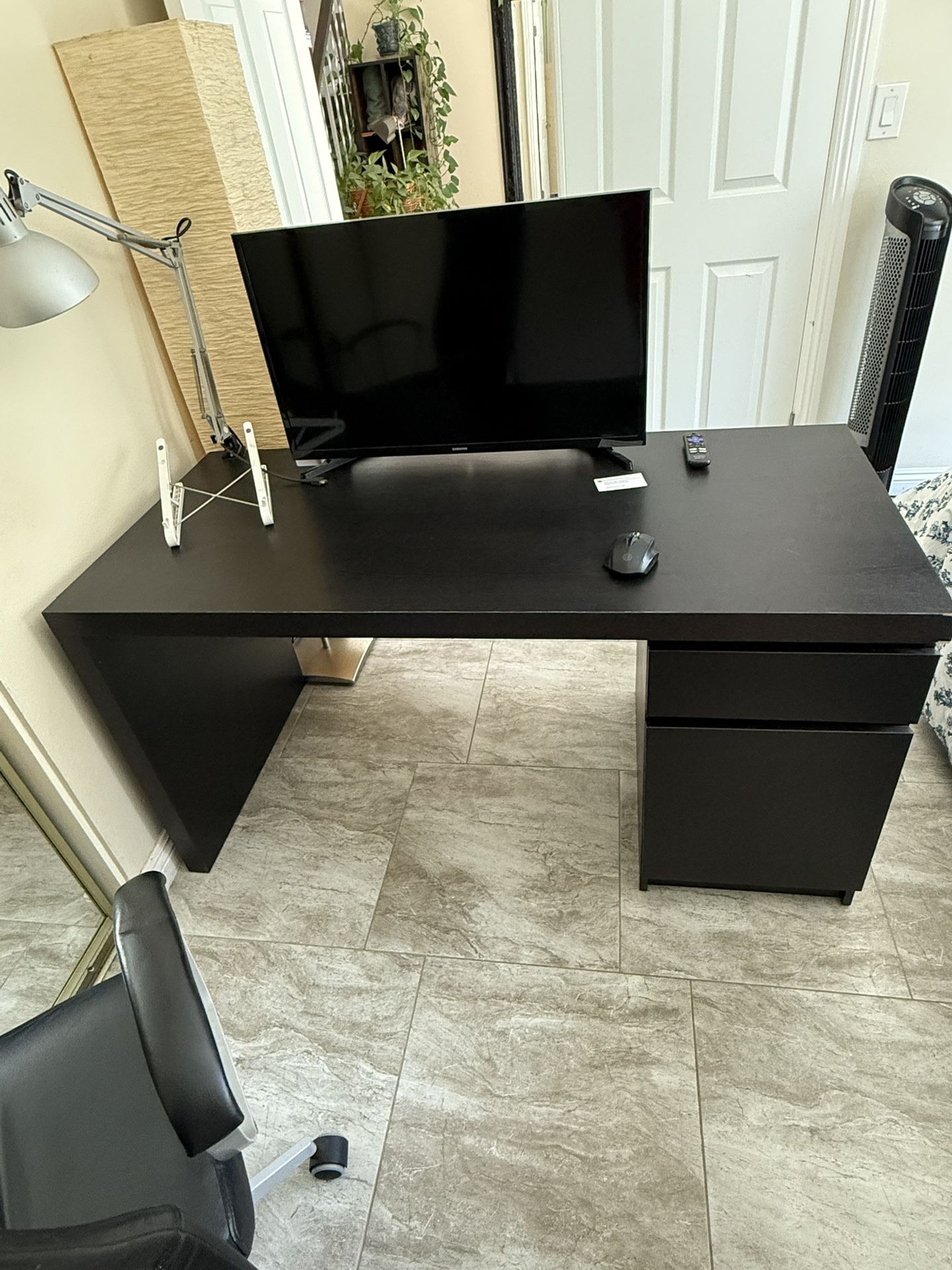 Office Desk & Chair