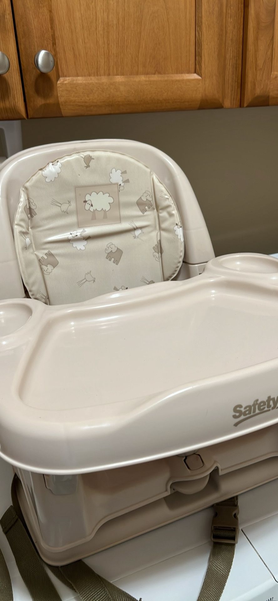 Safety 1st Baby Portable High Chair