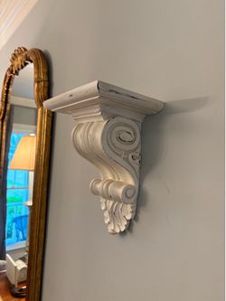Set of 4 wooden corbels/wall shelves