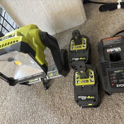 Ryobi Portable Work Light With (2)  4ah Batteries