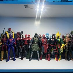 HUGE marvel legends lot