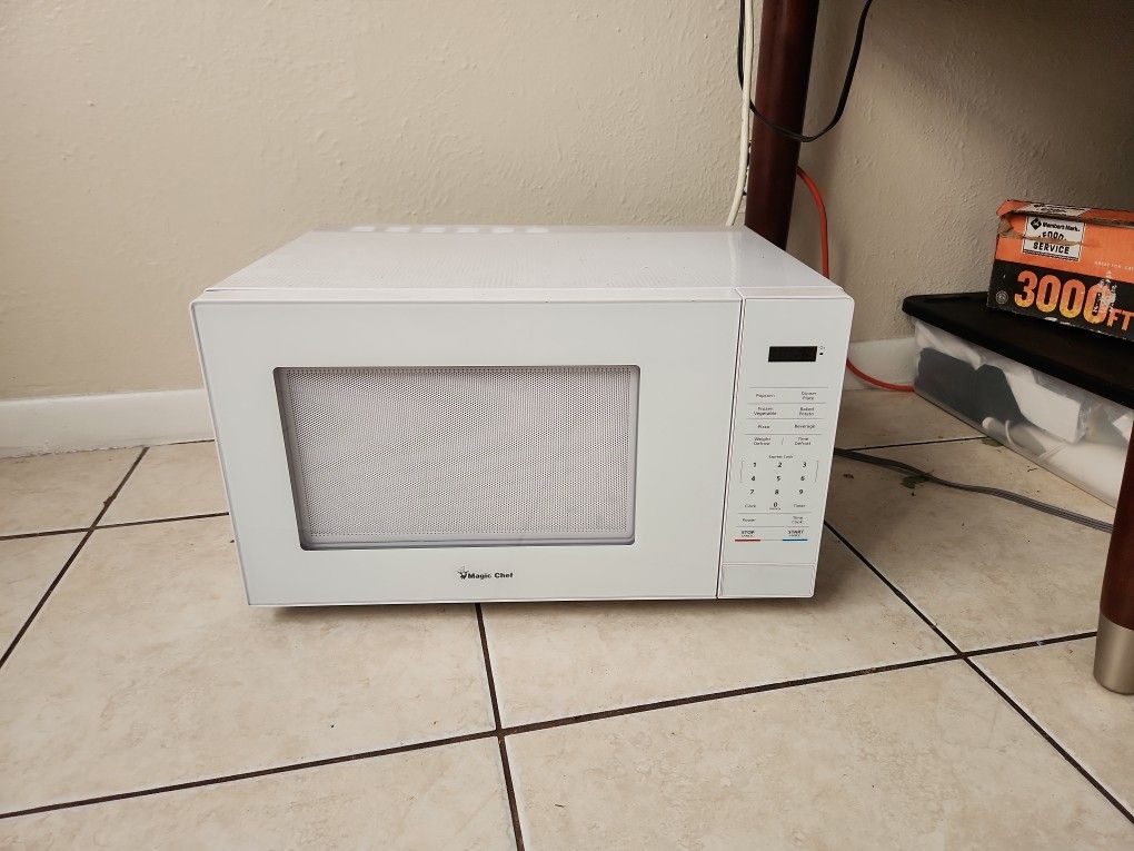Magic chef microwave