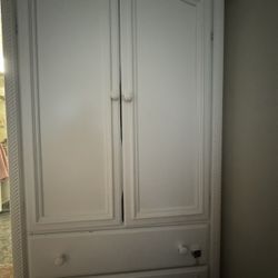 Armoire Closet