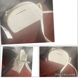 Nine west new blue /2 compartments / zipper   White tommy crossbody   great for work or any ocassion. NEW.