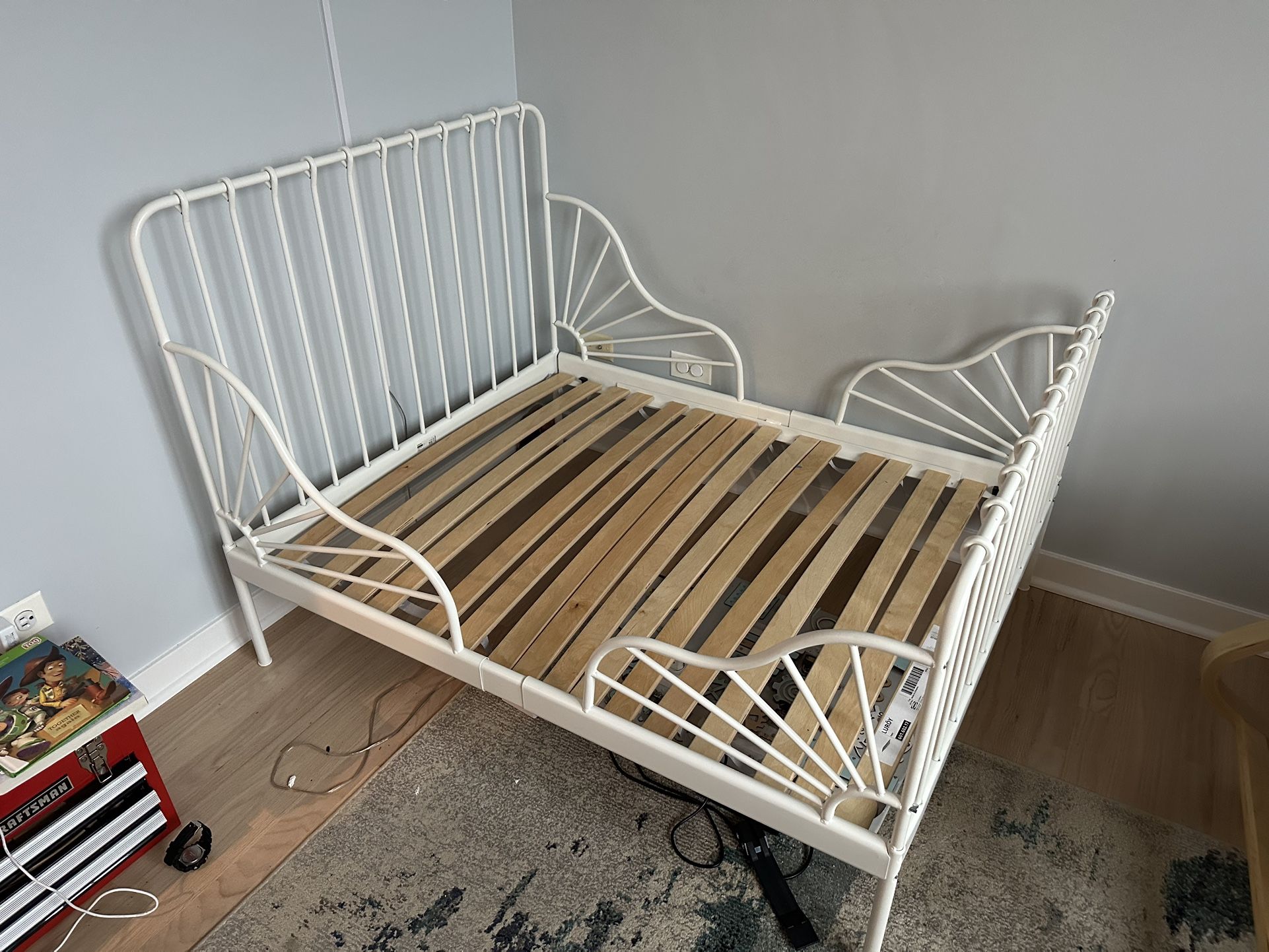 Toddler Bed frame