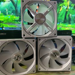 6 LIAN LI UNI FAN P28 (WHITE) + 3 Hubs