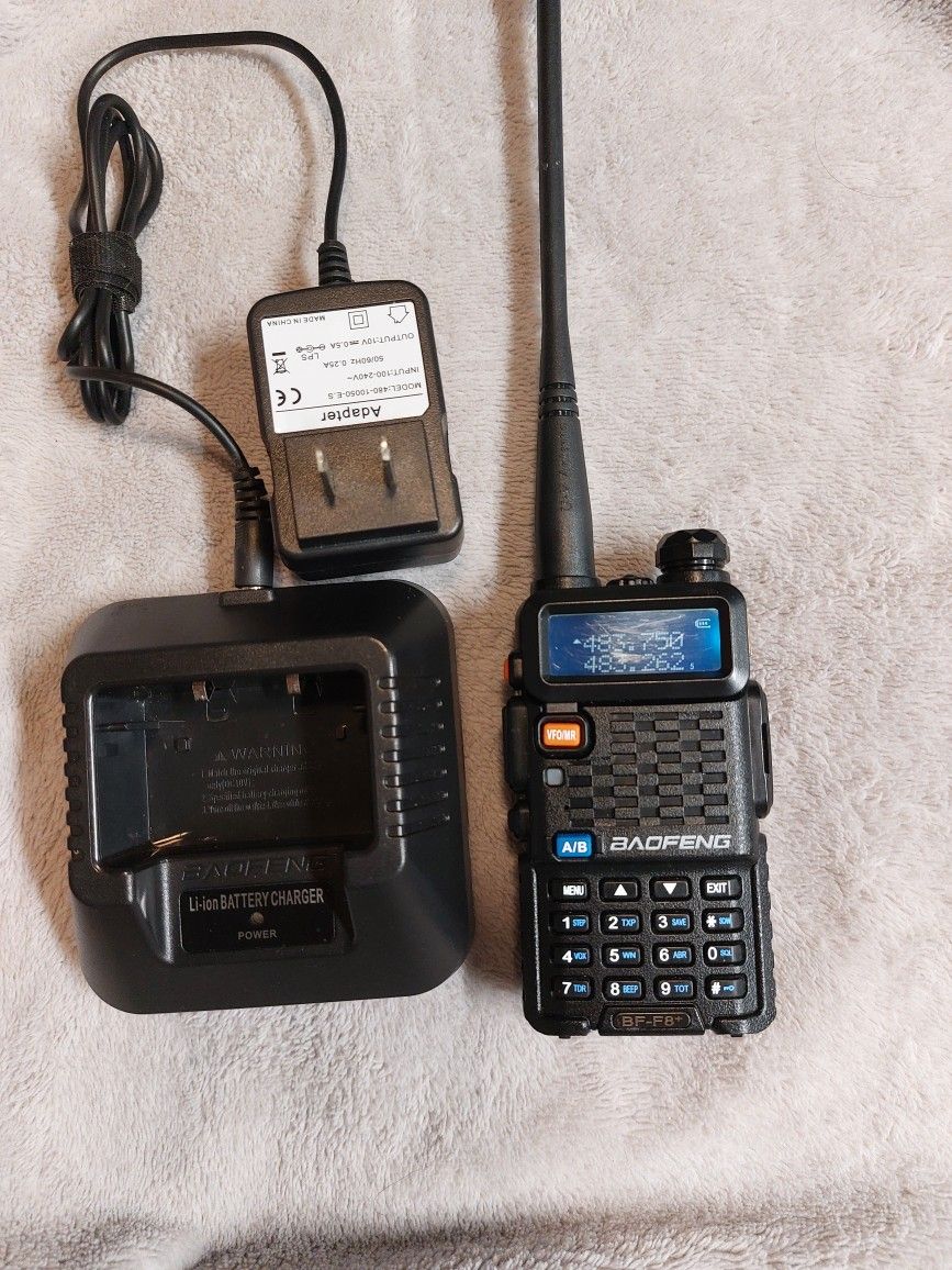 BaoFeng HAM Radio Dual-Band 136-174/400-520 MHz Two-Way Radio Transceiver