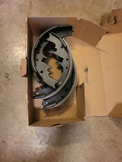 Brake Shoes for 1999 Ford F150 Pickup Truck