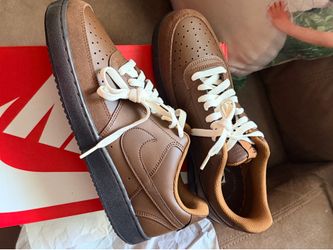 Mens shoes size 9