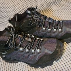 Womens Merrell Hiking Boots Size 10.5