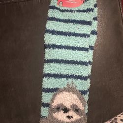 Ladies/ childrens socks $2 each