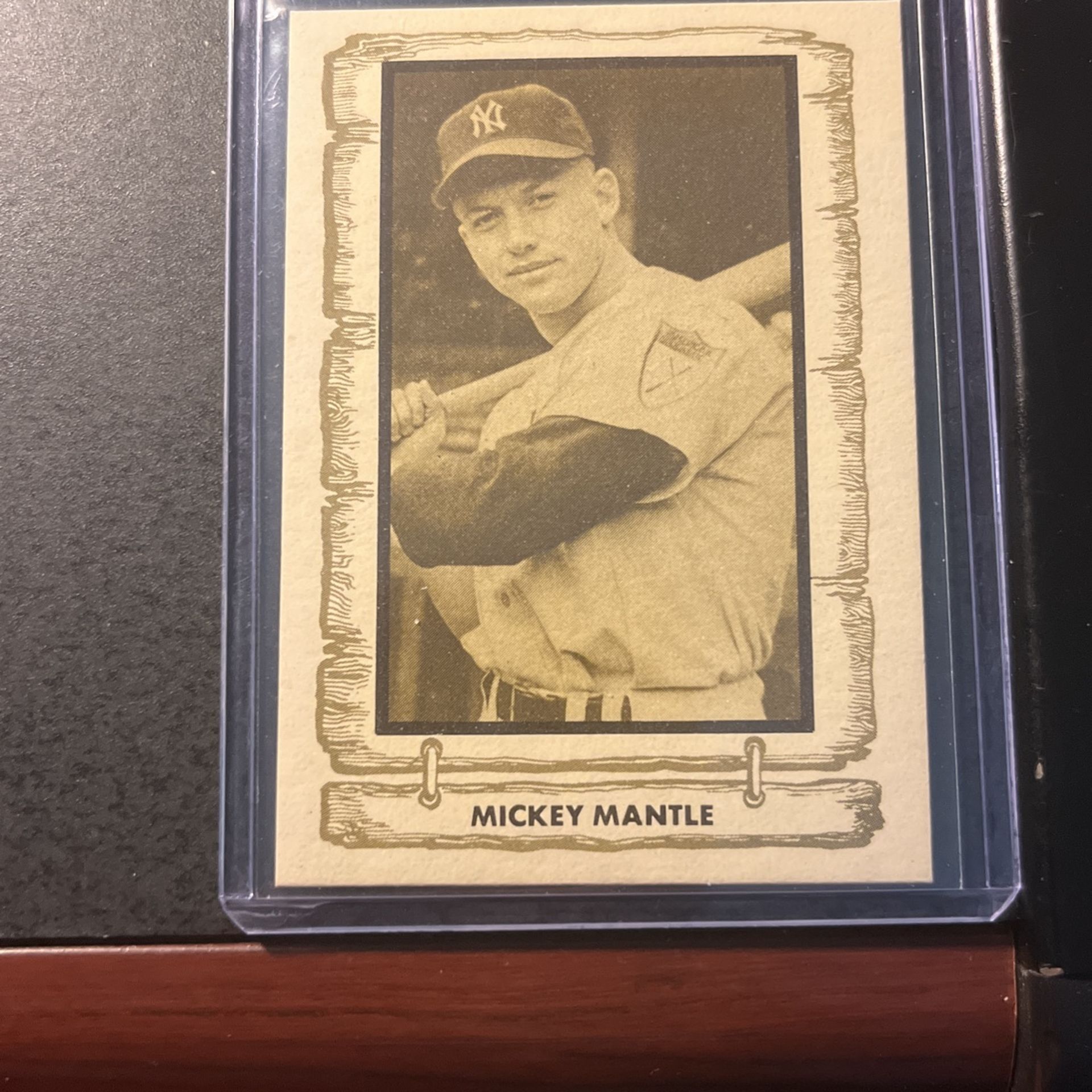 Mickey Mantle  ‘80 Baseball Legends Card