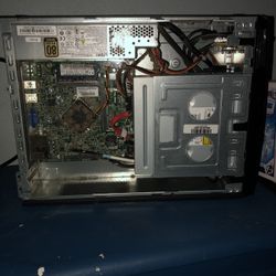 acer desktop PC will run games like roblox, fortnite,  Minecraft ect on really low settings