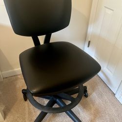 Ergonomic Black Leather Office Chair—Assembled