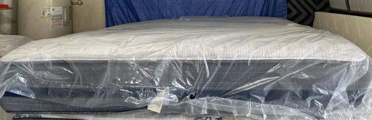 King Size Mattress (Colchón King Size)