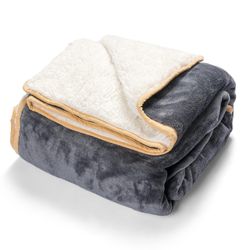 Waterproof Dog Blankets for Large Dogs, Washable Cat Blanket for Bed Couch Sofa Protection, Reversible Sherpa Pet Blanket