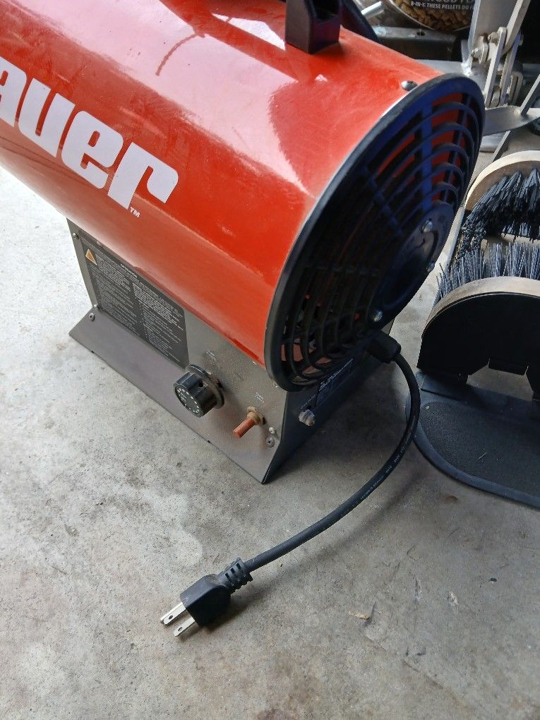 Bauer Electric Propane Heater