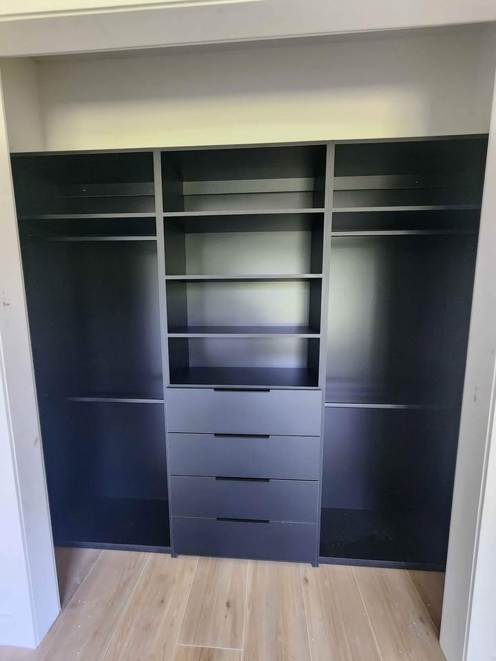 Custom Closet Organizer / Closet Organizador Personalizado