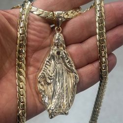 Heavy And Solid Miami Cuban Links Chain And Virgin Mary Pendant 