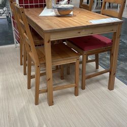Ikea Table And Chairs For 4 