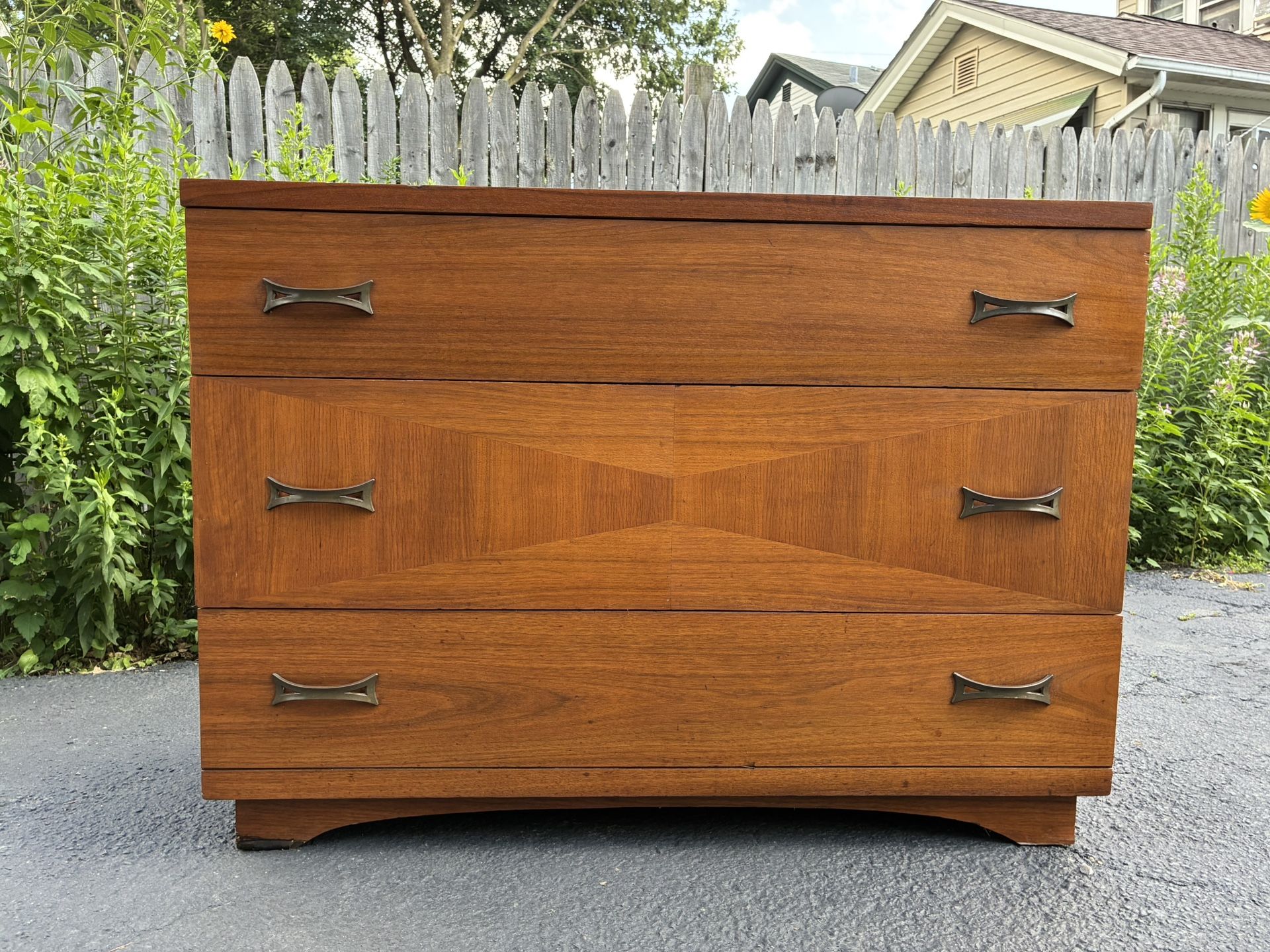 Three Drawers Chest