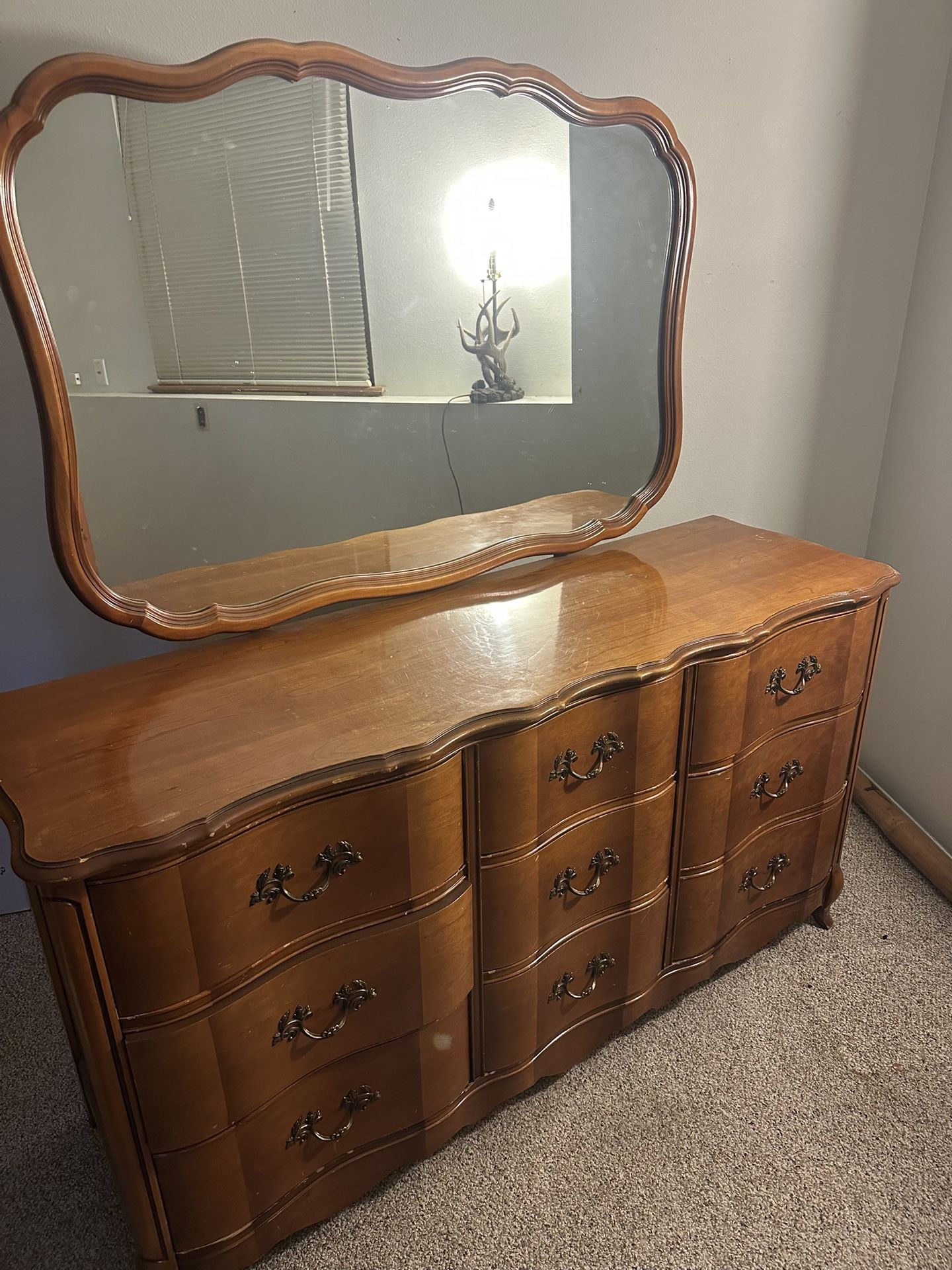 Dresser