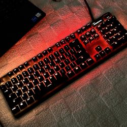 Steelseries Apex Pro Gaming Full Keyboard With Gold Plated Connectors