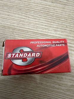 Standard Motor Products DS600 Heavy Duty Toggle Switch (ON)-OFF-(ON) NOS