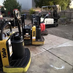 Electric Pallet Jack 