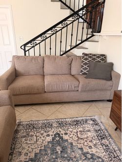 2 piece Couch Set