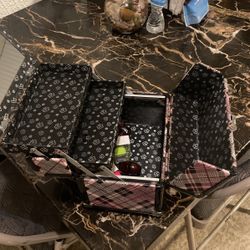 caja para pinturas