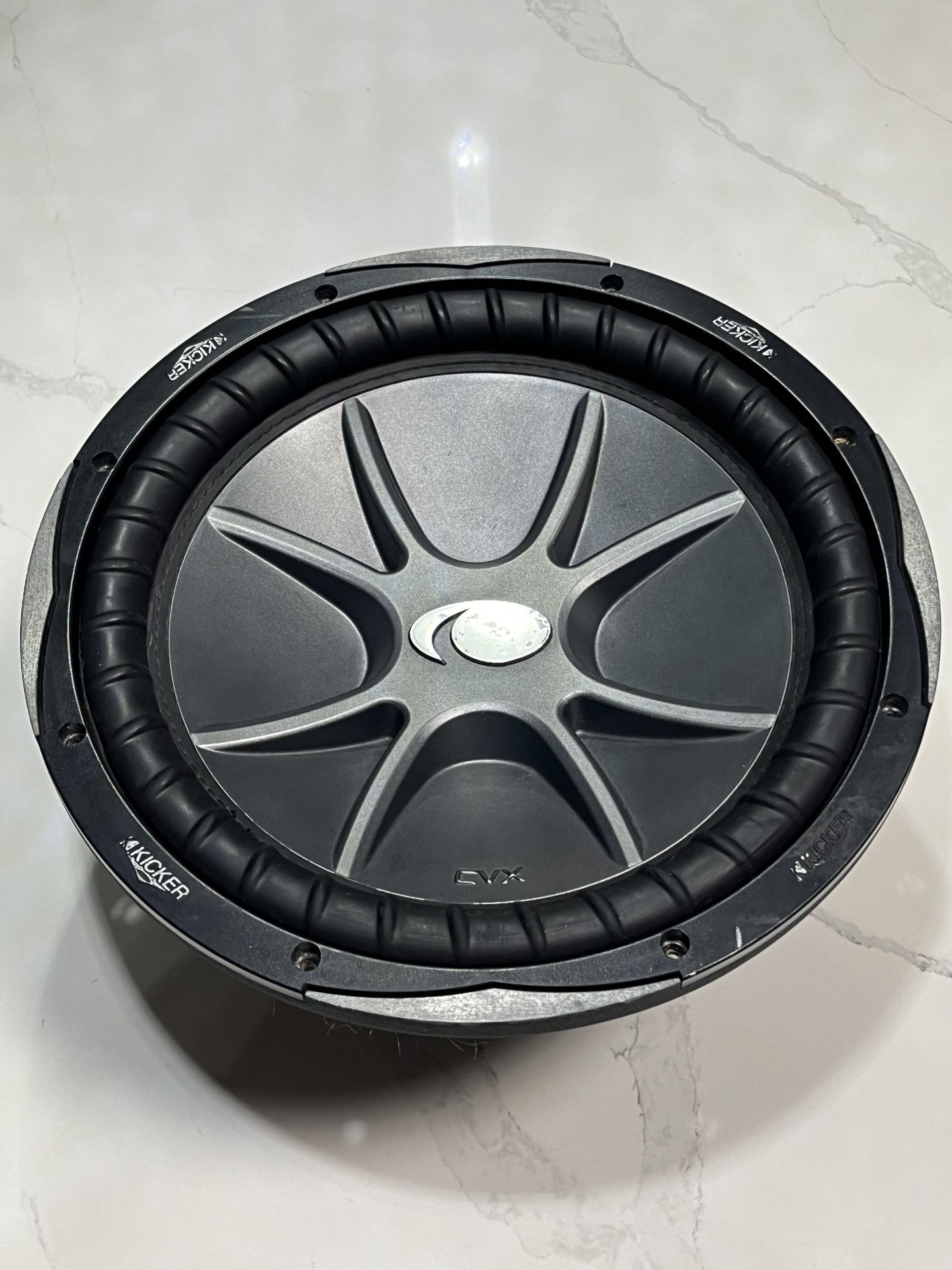 Kicker Subwoofer 12 In