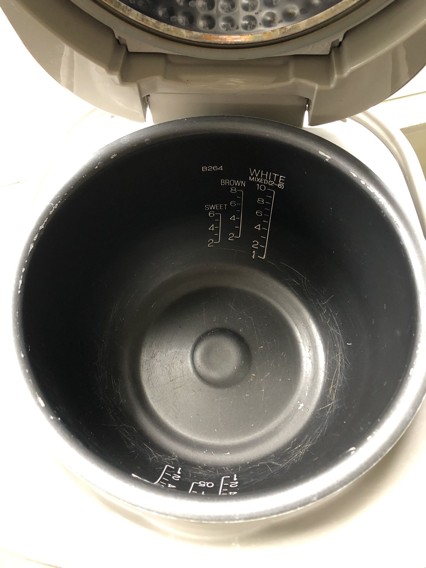 Zojirushi 10 cup IH Rice Cooker NPHBC18 for Sale in Los Angeles, CA