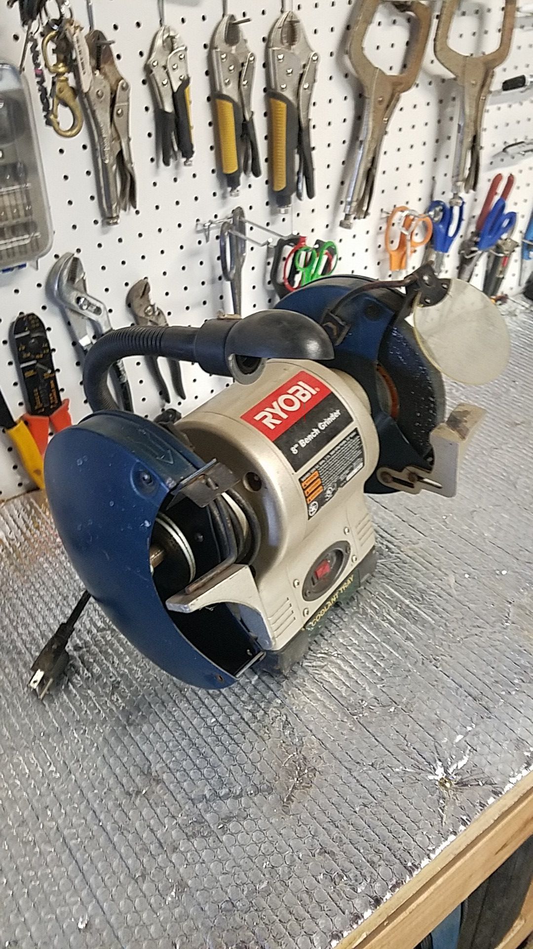 Ryobi 8inch bench grinder for Sale in Modesto, CA OfferUp