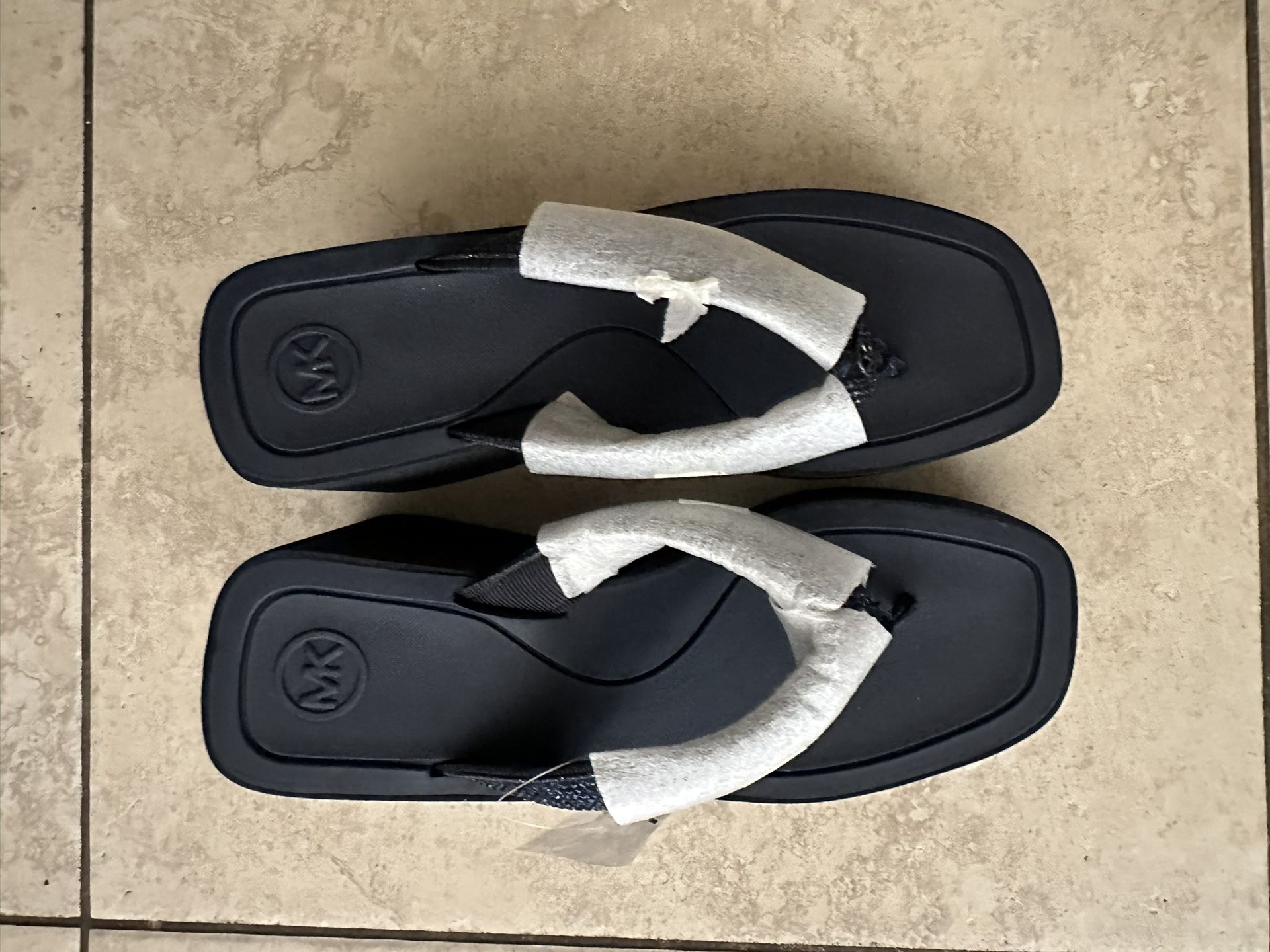 Michael Kors Wedge Glitter Black flip flops