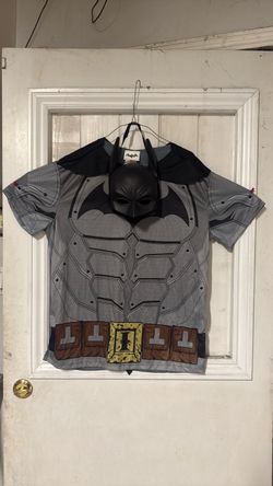 Halloween Batman men’s T-shirt with mask