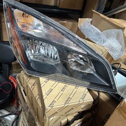 JSBOYAT Halogen Headlight Assembly Replacement for 2018- 2024 Freightliner Cascadia, Left and Right Side (Halogen Bulbs Included)