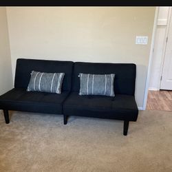 Black Futon 