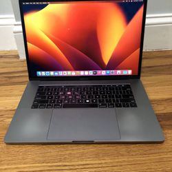 MacBook Pro 15” 2019 2.6ghz i7 16gb Ram 500gb 
