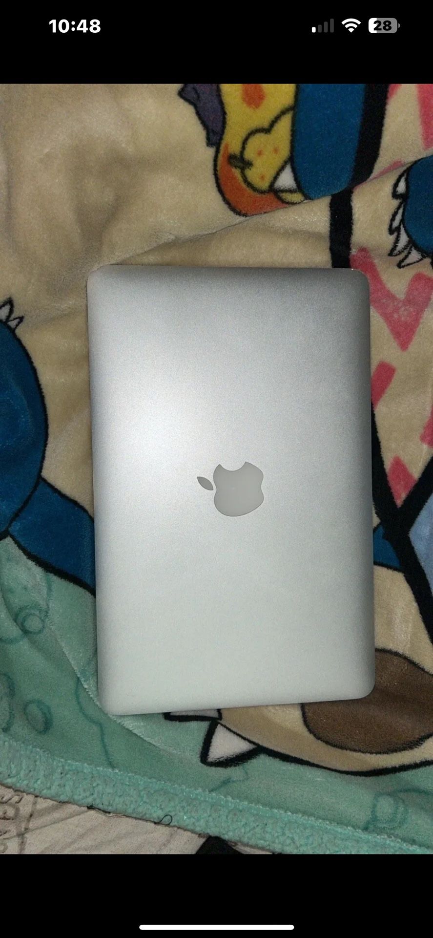 Apple MacBook Air A1465 11.6" (128GB HDD, Intel Core i5, 1.6GHz, 4GB RAM) Laptop