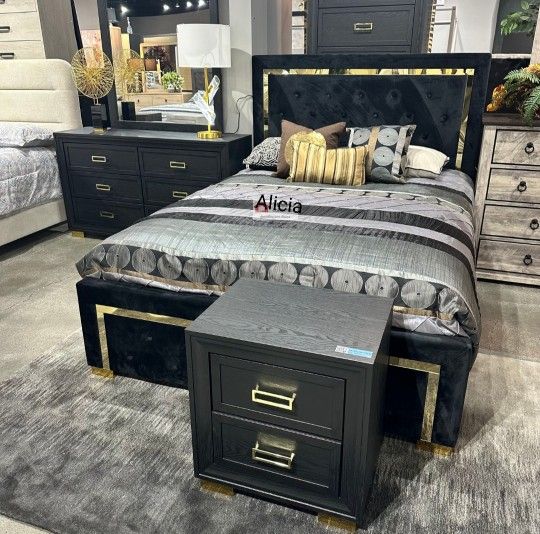 AP🎉 Black/Gold Panel Upholstered Bedroom Set- 4-Piece (Bed, Dresser, Mirror, Nightstand)Fast Delivery - Financing