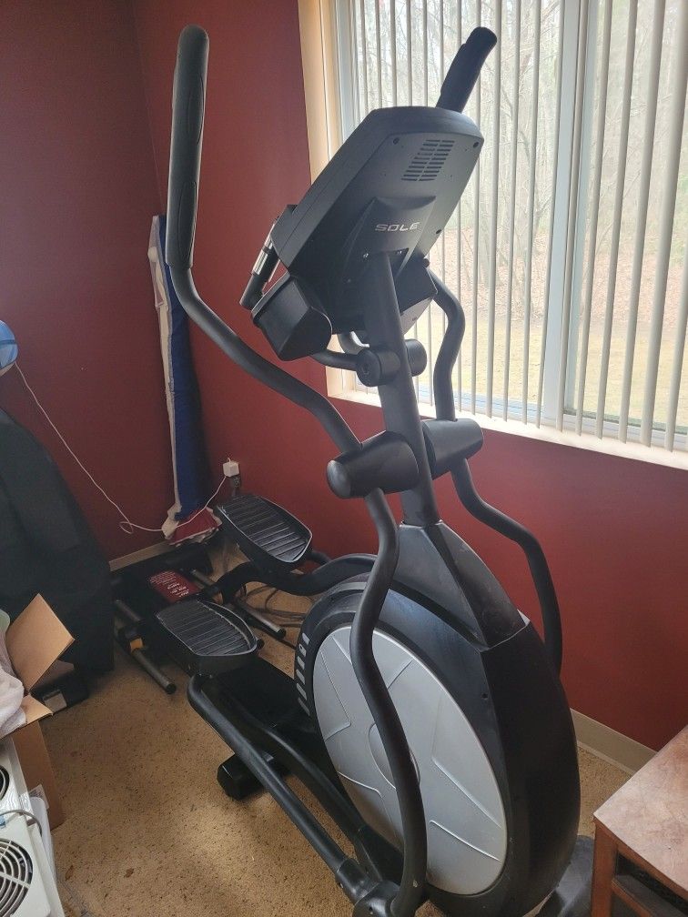 Sole E95 Elliptical