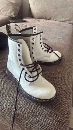 Doc marten boots