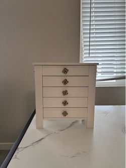 White 5-Drawer Jewelry Box with Mirror
