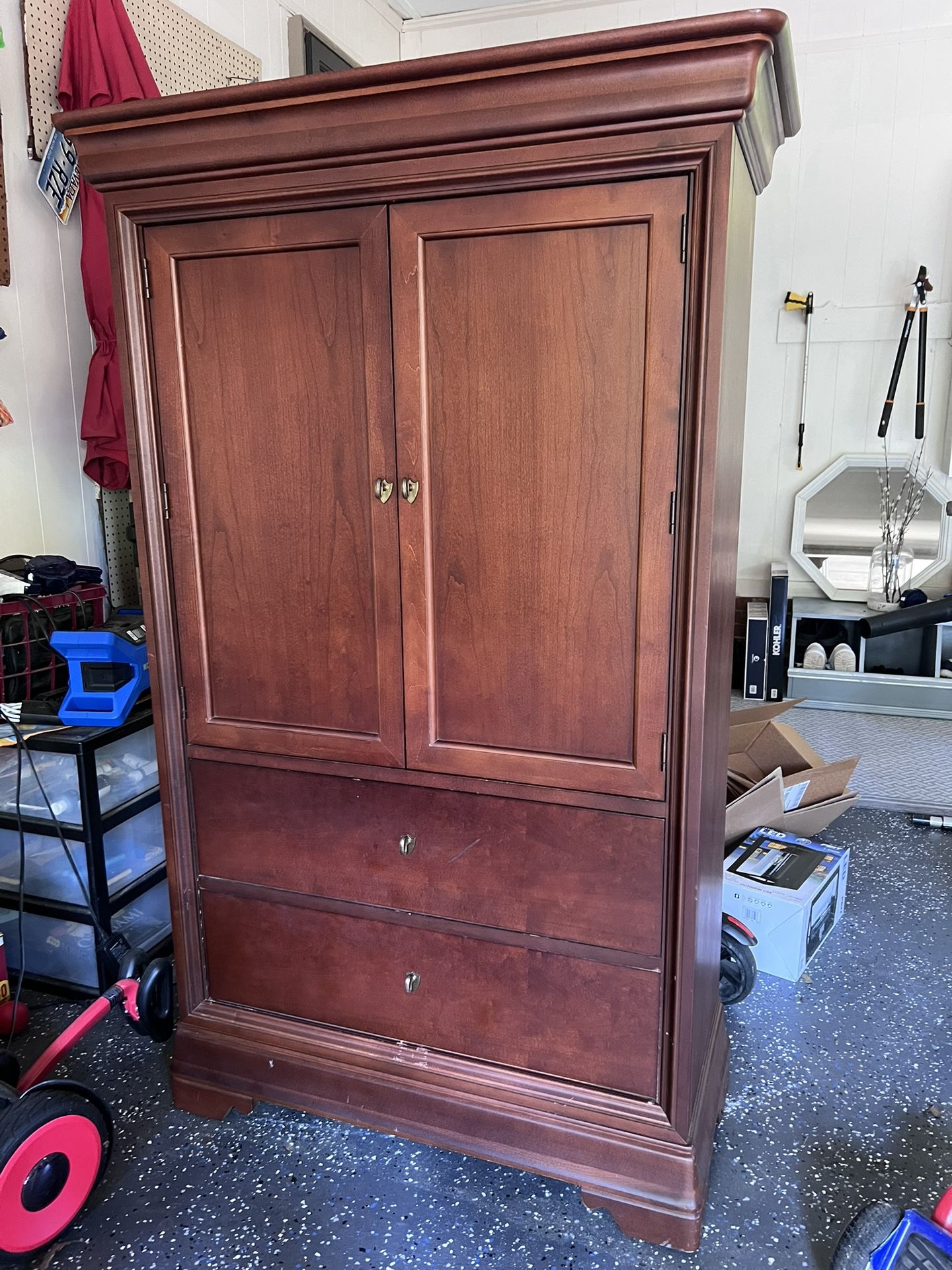 Dresser