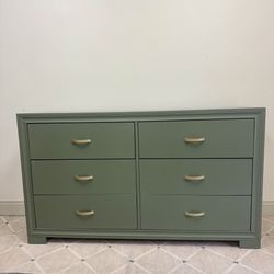 Stunning Green 6 Drawer Modern Dresser