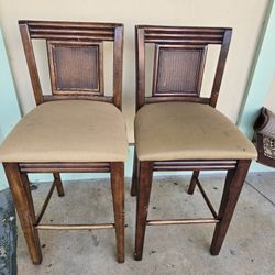 Bar Stools ( It's Available)