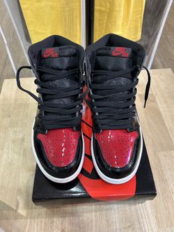 *Used* Jordan 1 Retro High OG Patent Red Size : 9
