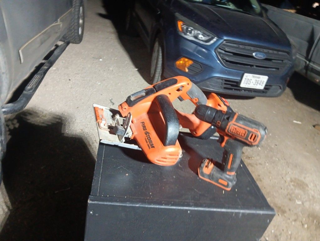 2 Black And Decker Tools Battery