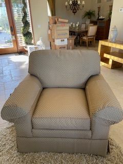 CENTURY SWIVEL CHAIR